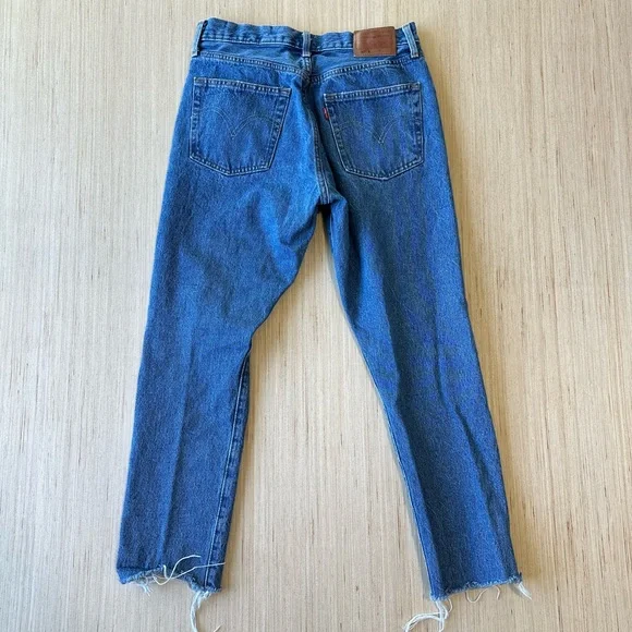 Women’s Levi’s Jeans 29 X 28 - Picture 4 of 7
